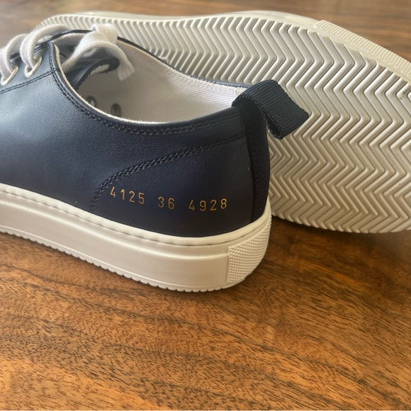 Common Projects blue sneaker size 36 - Picture 4 of 4